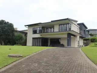 State-of-the-art Luxury in Victoria Country Club