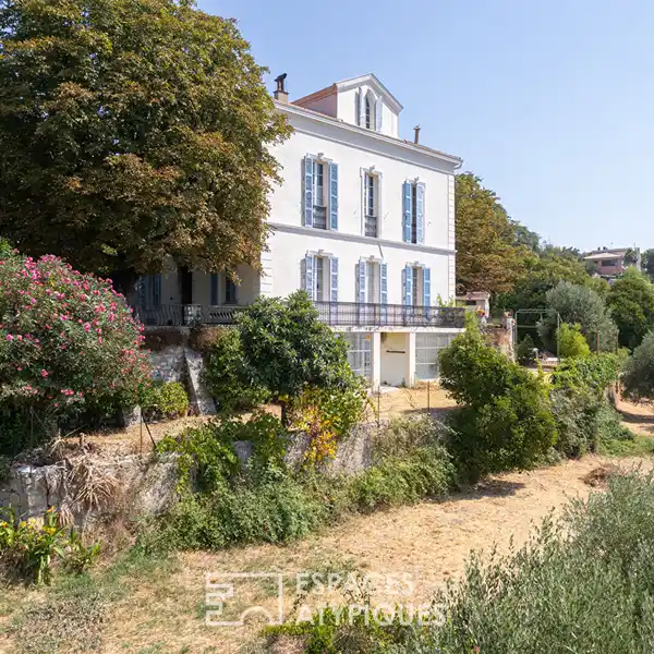 19TH-CENTURY HERITAGE PROPERTY