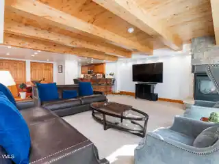 Lionshead Gem | Recently Updated with Modern Finishes