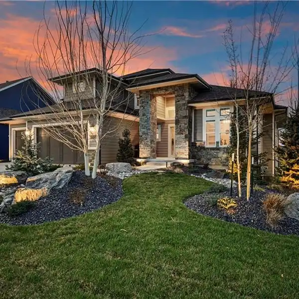 STUNNING CUSTOM HOME WITH POOL