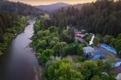 Rendezvous on the River
