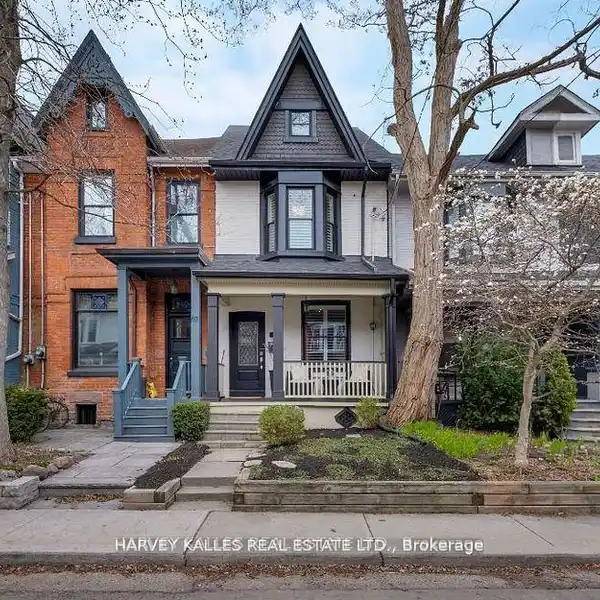 CLASSIC CHARM IN TRENDY SOUTH RIVERDALE