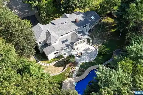 Elegant Cul-De-Sac Retreat with Entertainer’s Backyard