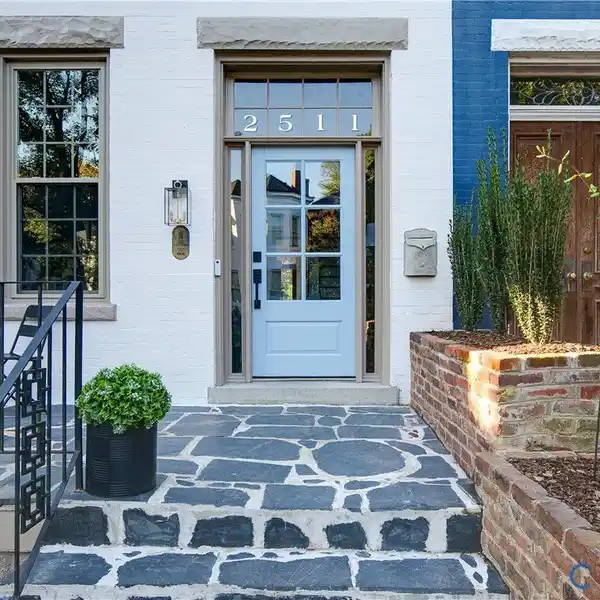 CHARMING FAN DISTRICT ROW HOUSE WITH DESIGNER UPDATES