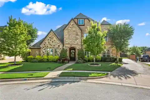 Wonderfully Maintained Executive Home in Camden Park