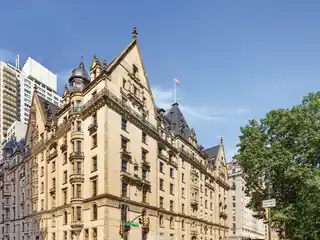 Magnificent Parkfront Corner Residence at the Dakota