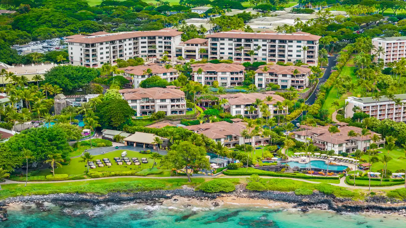 Thoughtfully Designed Ground Floor Residence in Wailea Beach Villas