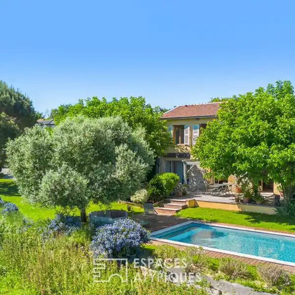 COMPLETELY RENOVATED FARMHOUSE IN A GREEN SETTING