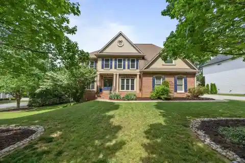Wonderful Executive Home in River Run
