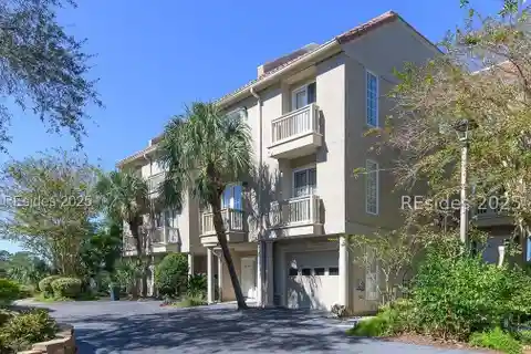 Sophisticated Interiors Featuring High Ceilings and Wood Floors