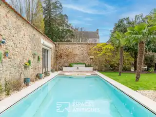 Majestic Renovated Mansion with Infinity Pool