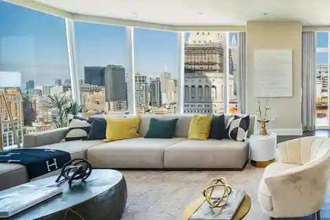 Sweeping City Views Meet Modern Luxury Living