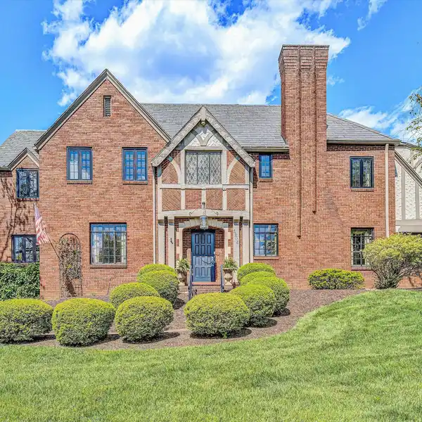 HISTORIC TUDOR STYLE WITH MODERN LUXURY UPGRADES