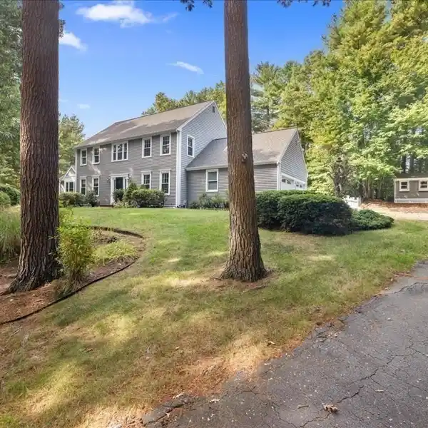 TIMELESS CHARM WITH MODERN SOPHISTICATION