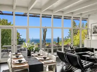 Rare Architectural One-Level Mid-Century Home