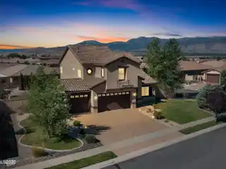 Beautifully Upgraded Home in Saddle Ridge