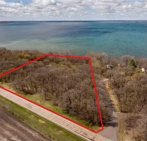 SIX-PLUS ACRES ON OTTER TAIL LAKE