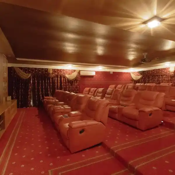 JOZI MANSION WITH PRIVATE CINEMA & GRANDEUR