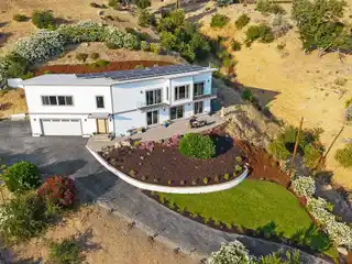 Versatile Living with Modern Elegance