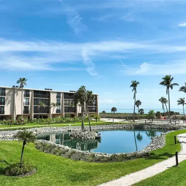 THREE BEDROOM SUNDIAL CONDO WITH GULF VIEWS