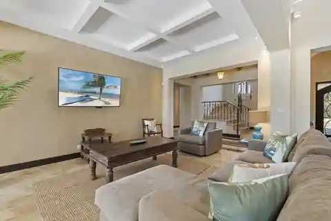 Exclusive Mansion in La Dulce Vida