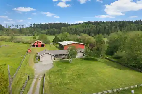 Beautiful Equestrian Property on Blackjack Creek