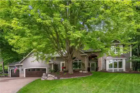 Sophisticated Comfort in a Vibrant Community