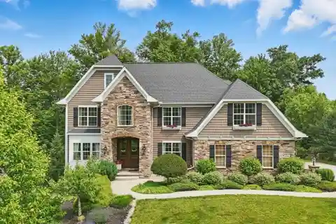 Exceptional Custom Home in Parkview Estates