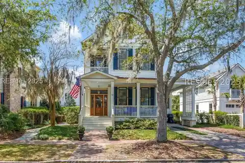 Lowcountry Charm Meets Waterfront Living