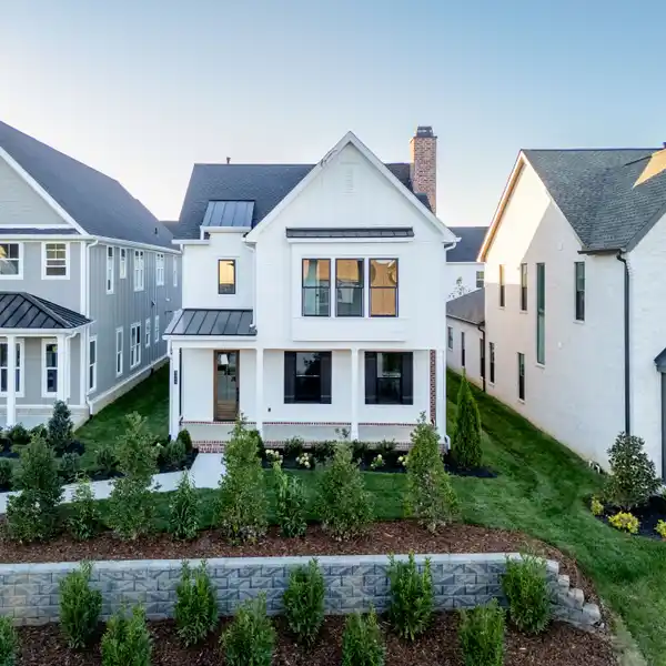 TIMELESS ELEGANCE MINUTES FROM DOWNTOWN