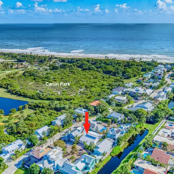 MOVE-IN READY HOME IN XANADU BY THE SEA