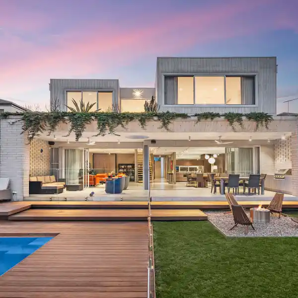 ARCHITECTURALLY DESIGNED MASTERPIECE