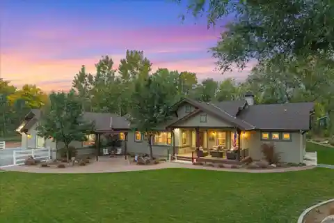 Rare Gem in a Coveted Community