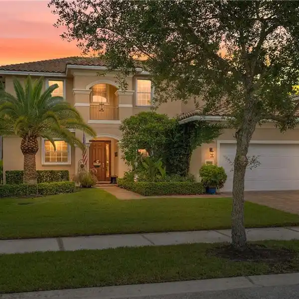 COMFORT AND STYLE IN HIGHLAND'S RESERVE