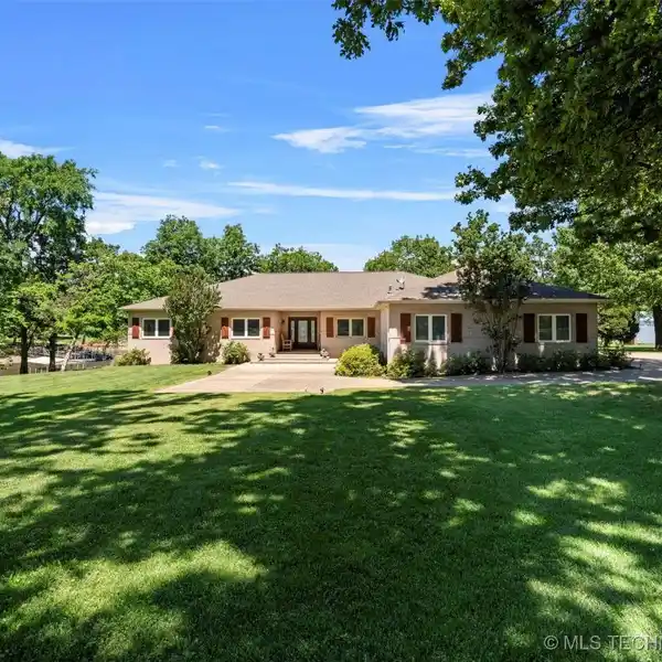 SPACIOUS WATERFRONT HOME WITH 153’ SHORELINE