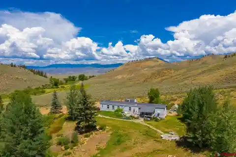 Exceptional 160-acre Ranch