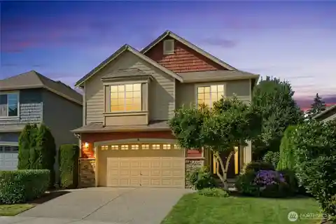 Gorgeous Home in a Prime Neighborhood