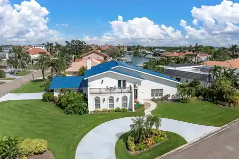 Waterfront Retreat with Private Balcony and Sunrise Views