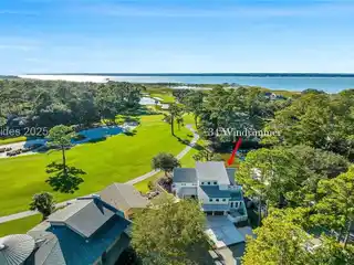 Stunning and Renovated Home in Harbour Town