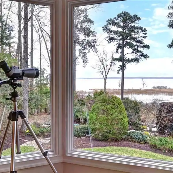 CHARMING HOME WITH STUNNING VIEWS