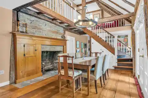 1779 Charm with Modern Conveniences