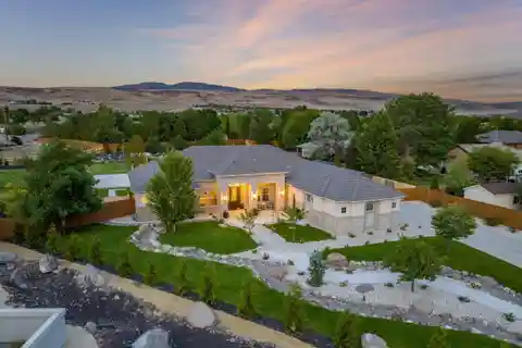 Completely Remodeled Single-Story Home in Spanish Springs
