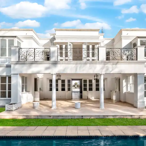 GEORGIAN SPLENDOUR WITH BALANCE - PROPORTION - RATIONALITY