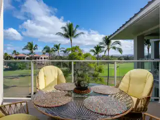 Beautifully Maintained and Fully Furnished Vista Waikoloa Condo
