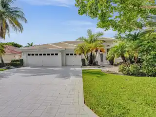 Light and Bright Contemporary Home at Great Value