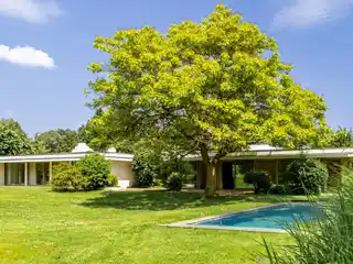 Exceptional Zen-Style Contemporary