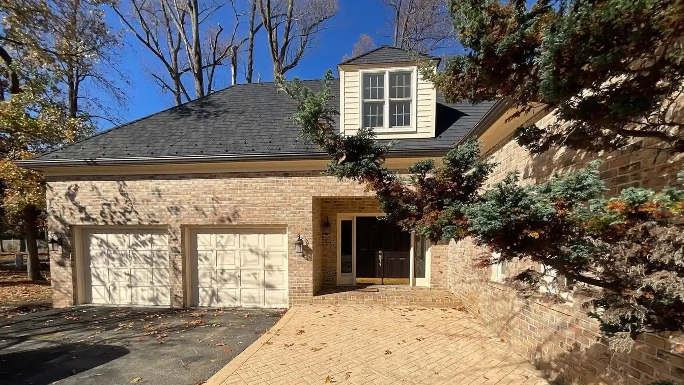 Charming Move-in-ready Colonial Home
