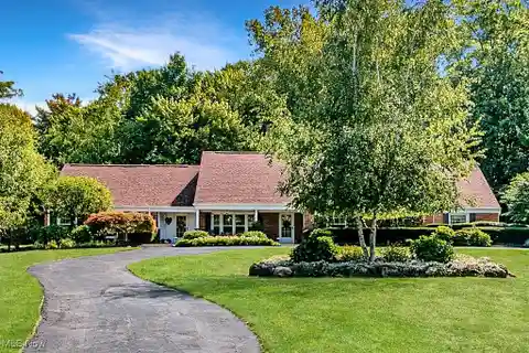 Inviting Park-Like Property