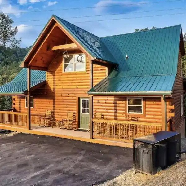BEAUTIFUL CABIN IN A TRANQUIL COMMUNITY