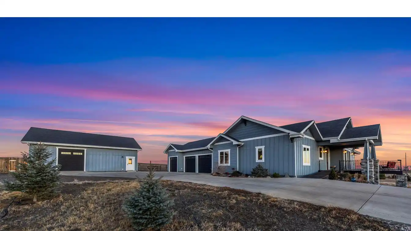 Custom Ranch Home on 3.5 Acres with Panoramic Mountain Views